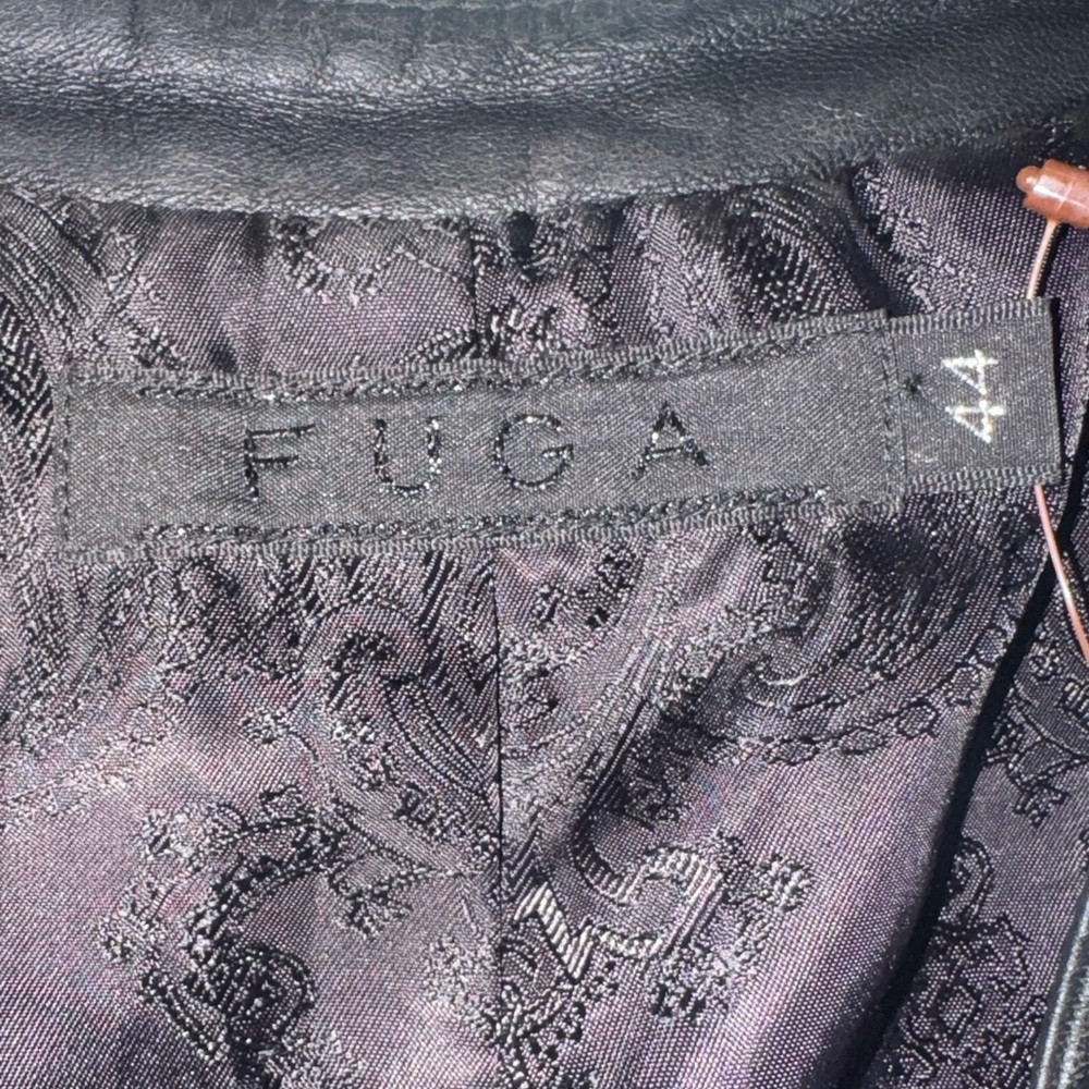 FUGA leather vest - Picture 4 of 8